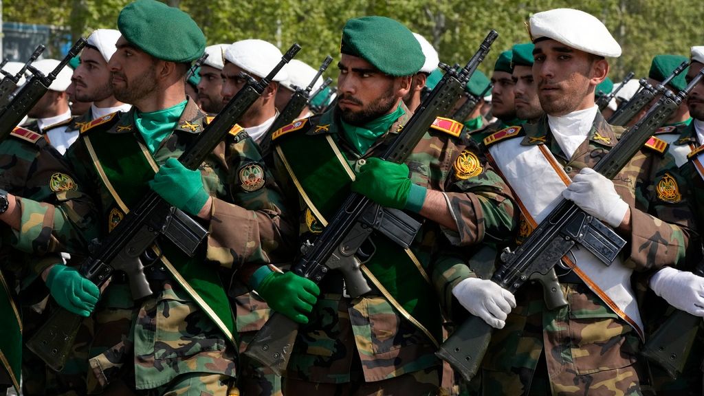 Ιρανικός στρατός: «Ολόκληρη η περιοχή θα μετατραπεί σε κόλαση» για ΗΠΑ και Ισραήλ»