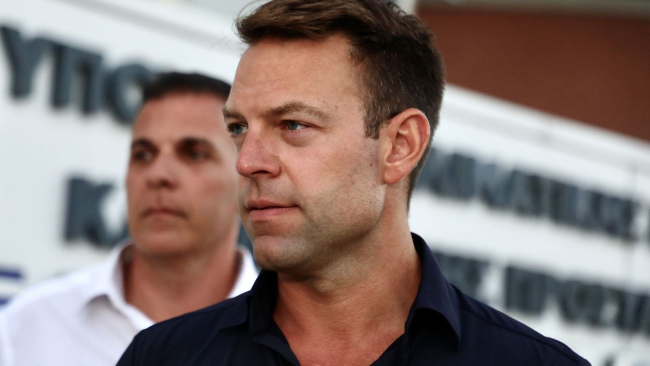 &Mu;&epsilon;&tau;&omicron;&nu;&omicron;&mu;ά&zeta;&epsilon;&tau;&alpha;&iota; &tau;&omicron; &kappa;ό&mu;&mu;&alpha; &Kappa;&alpha;&sigma;&sigma;&epsilon;&lambda;ά&kappa;&eta; - &laquo;&Epsilon;&pi;&iota;&lambda;&omicron;&gamma;ή &epsilon;&nu;ό&tau;&eta;&tau;&alpha;&sigmaf;, &delta;&iota;&epsilon;ύ&rho;&upsilon;&nu;&sigma;&eta;&sigmaf; &kappa;&alpha;&iota; &pi;&rho;&omicron;&omicron;&pi;&tau;&iota;&kappa;ή&sigmaf;&raquo;