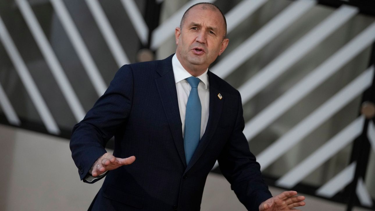 Εκλογές στη Βουλγαρία: Νίκη στον φιλορώσο Ρούμεν Ράντεφ δίνουν τα exit poll