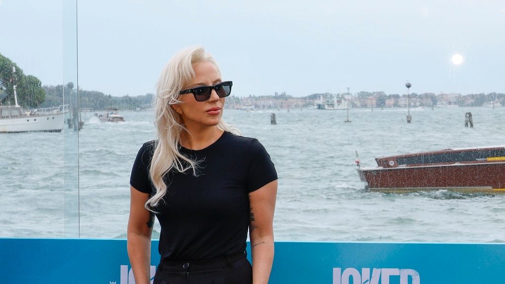 Το μουσείο του Λούβρου πιθανότατα το σκηνικό της Lady Gaga για το νέο της μουσικό βίντεο