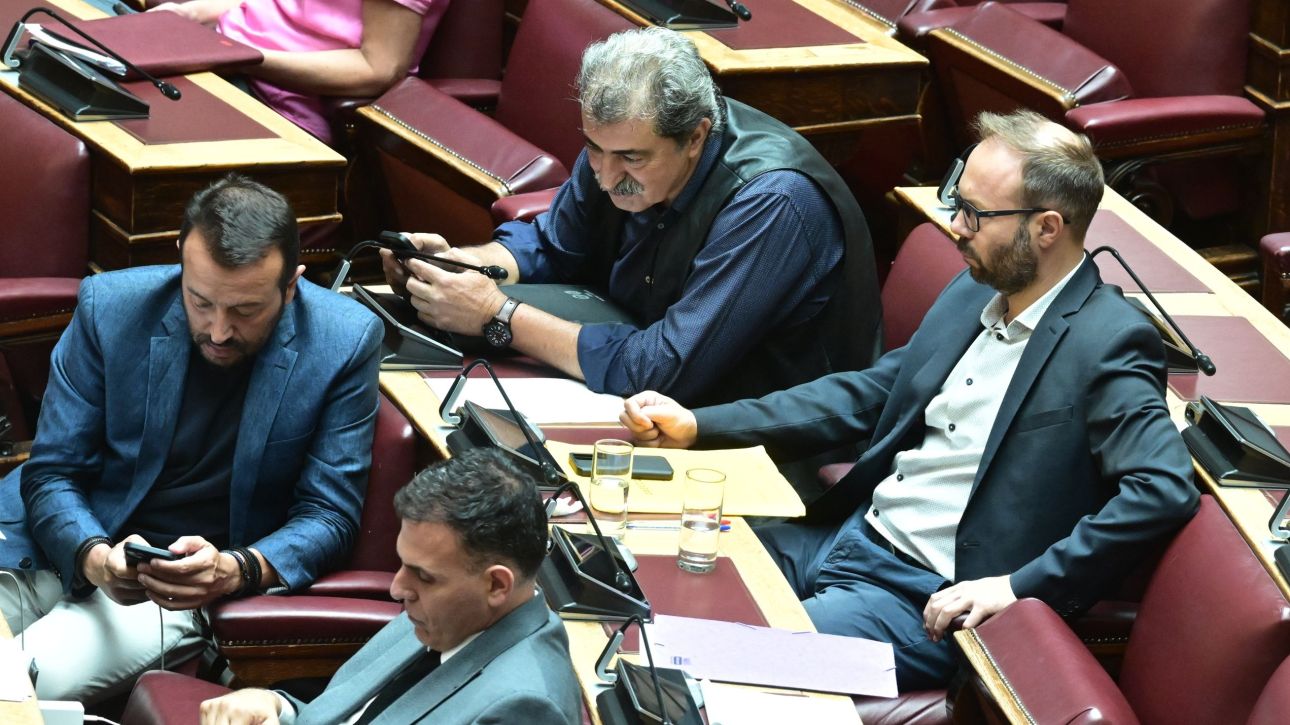 &Sigma;&kappa;&eta;&nu;&iota;&kappa;ό &alpha;&nu;ά&phi;&lambda;&epsilon;&xi;&eta;&sigmaf; &sigma;&tau;&omicron;&nu; &Sigma;&Upsilon;&Rho;&Iota;&Zeta;&Alpha;: &Pi;&omicron;&lambda;ά&kappa;&eta;&sigmaf; &kappa;&alpha;&tau;ά &pi;ά&nu;&tau;&omega;&nu; &epsilon;&nu;ό&psi;&epsilon;&iota; &epsilon;&sigma;&omega;&kappa;&omicron;&mu;&mu;&alpha;&tau;&iota;&kappa;ώ&nu; &epsilon;&kappa;&lambda;&omicron;&gamma;ώ&nu;