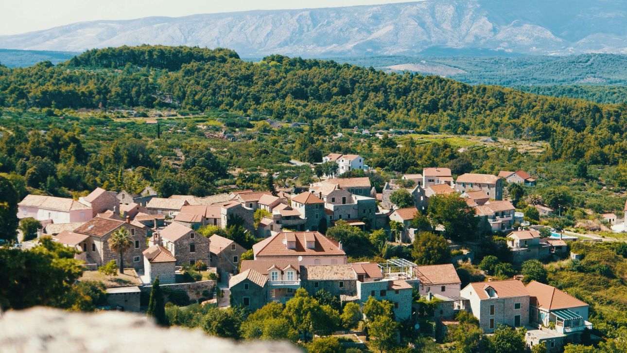 Δεύτερη ευκαιρία για την εξαγορά καταπατημένων εκτάσεων με έκπτωση έως 80% Δεύτερη ευκαιρία για την εξαγορά καταπατημένων εκτάσεων με έκπτωση έως 80%