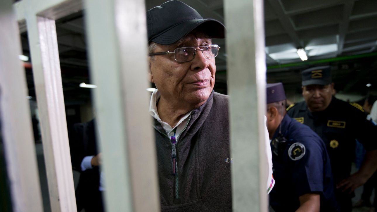 0867b855-AP983565686349.jpg?t=fUjDJAF4e0