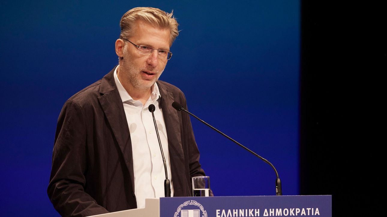 Αποπομπή Σκέρτσου ζητούν ΠΑΣΟΚ και ΣΥΡΙΖΑ – «Πάρεργα» καταγγέλλει ο υπουργός Αποπομπή Σκέρτσου ζητούν ΠΑΣΟΚ και ΣΥΡΙΖΑ – «Πάρεργα» καταγγέλλει ο υπουργός