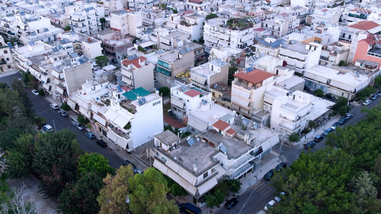 Τράπεζα της Ελλάδας: Λιγότερο προσιτή η στέγη για τα ελληνικά νοικοκυριά μεταξύ 2018-2021 Τράπεζα της Ελλάδας: Λιγότερο προσιτή η στέγη για τα ελληνικά νοικοκυριά μεταξύ 2018-2021