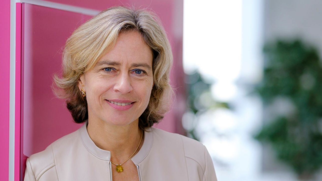 Dominique Leroy (Telekom): τα πλάνα για την αξιοποίηση του brand «T» στην Ελλάδα