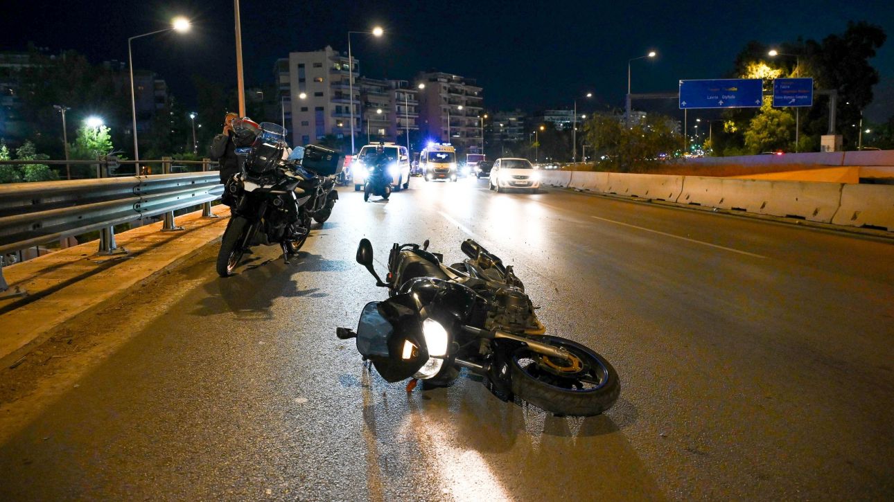 Τροχαίο με δύο μοτοσυκλετιστές στην Παλλήνη – Νοσηλεύονται σοβαρά τραυματίες Τροχαίο με δύο μοτοσυκλετιστές στην Παλλήνη – Νοσηλεύονται σοβαρά τραυματίες