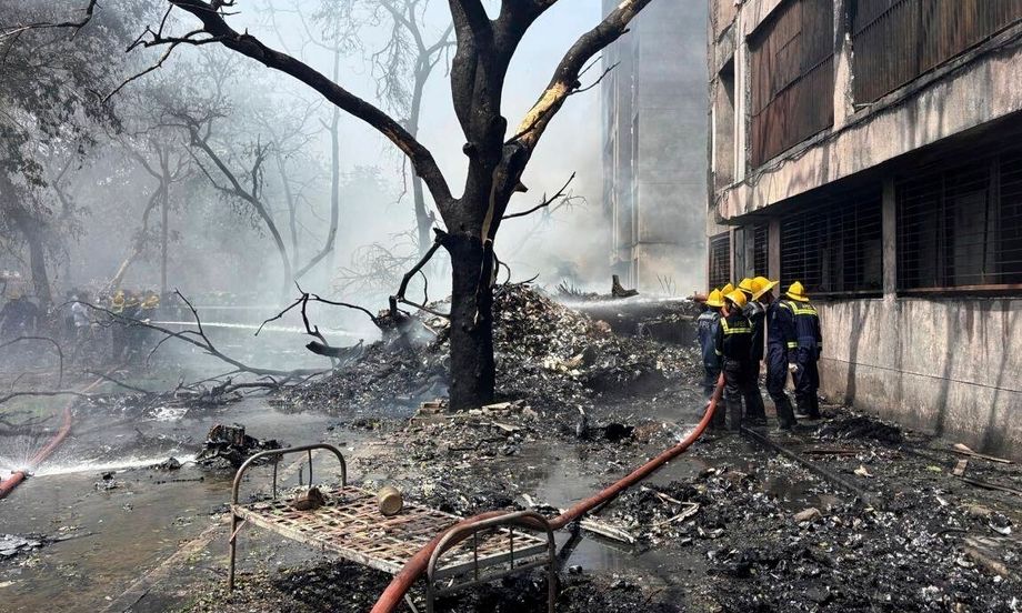 Συντριβή αεροσκάφους στην Ινδία: Οι πρώτες εικόνες από το σημείο