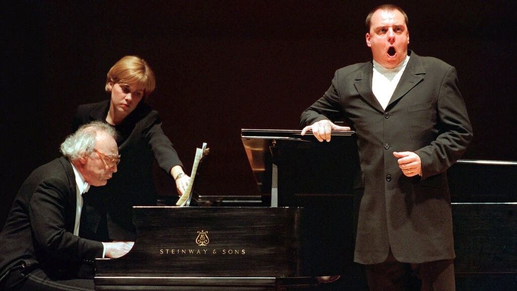 Πέθανε o Άλφρεντ Μπρέντελ, ένας από τους πιο καταξιωμένους πιανίστες του 20ού αιώνα