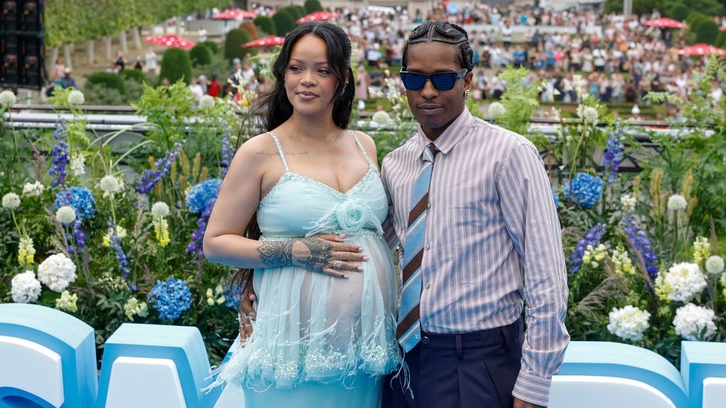 Μητέρα για τρίτη φορά η Ριάνα - Το όνομα που έδωσε στη νεογέννητη κόρη της