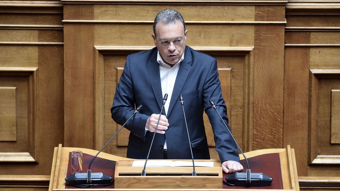 Φάμελλος στη Βουλή: Αναγκαίο να φύγει το γρηγορότερο αυτή η κυβέρνηση Φάμελλος στη Βουλή: Αναγκαίο να φύγει το γρηγορότερο αυτή η κυβέρνηση