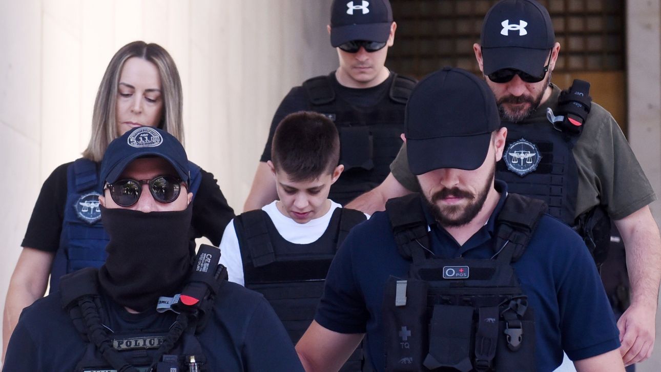 Νέες αποκαλύψεις για την Μουρτζούκου – Το χειρόγραφο σημείωμα για τον θάνατο του μικρού Παναγιωτάκη Νέες αποκαλύψεις για την Μουρτζούκου – Το χειρόγραφο σημείωμα για τον θάνατο του μικρού Παναγιωτάκη