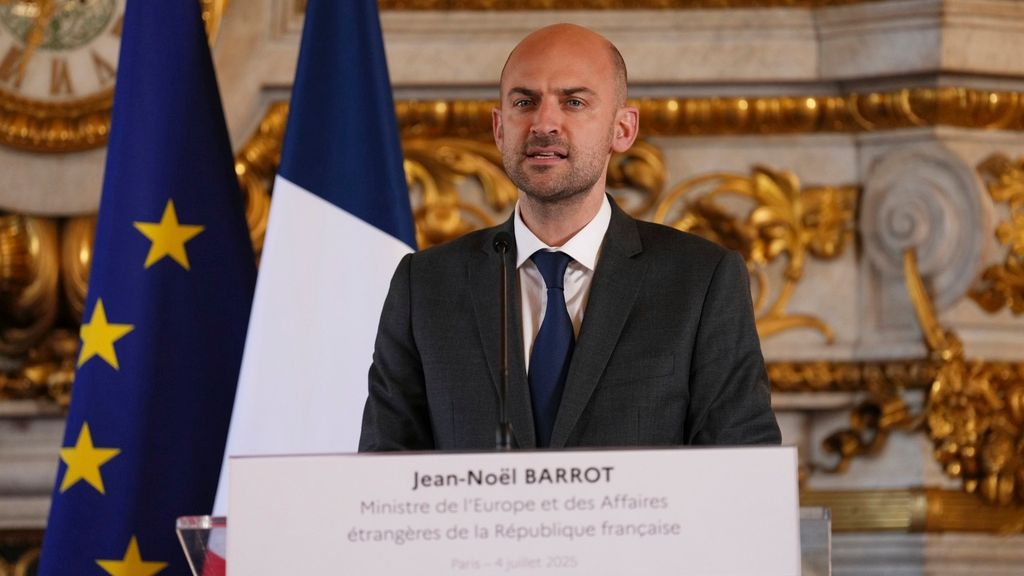 &Tau;&eta;&lambda;&epsilon;&phi;&omega;&nu;&iota;&kappa;ή &epsilon;&pi;&iota;&kappa;&omicron;&iota;&nu;&omega;&nu;ί&alpha; &tau;&omicron;&upsilon; &Gamma;ά&lambda;&lambda;&omicron;&upsilon; &Upsilon;&Pi;&Epsilon;&Xi; &mu;&epsilon; &tau;&omicron;&nu; &Iota;&rho;&alpha;&nu;ό &omicron;&mu;ό&lambda;&omicron;&gamma;ό &tau;&omicron;&upsilon;