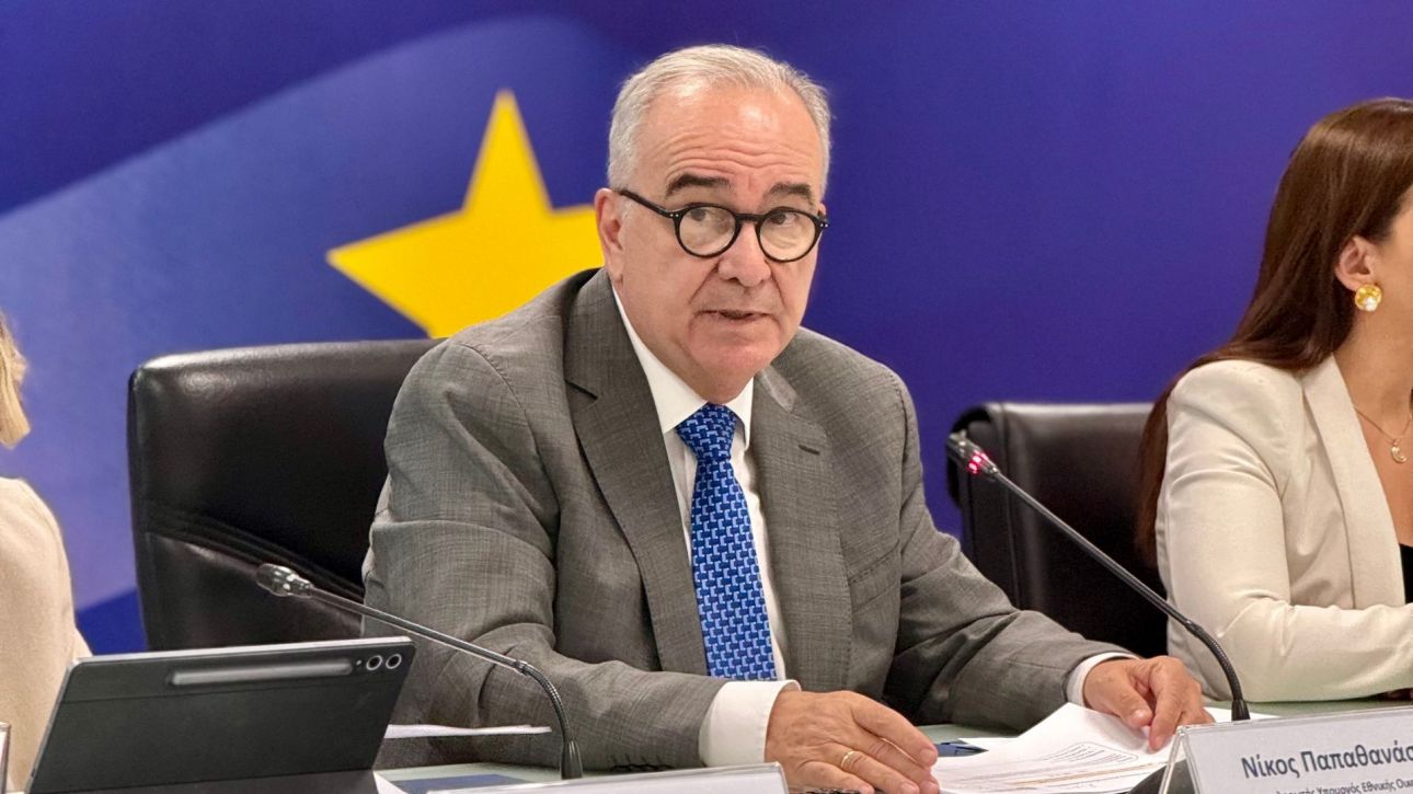 Παπαθανάσης: Να μην χαθεί ούτε ένα ευρώ από τα χρηματοδοτικά προγράμματα