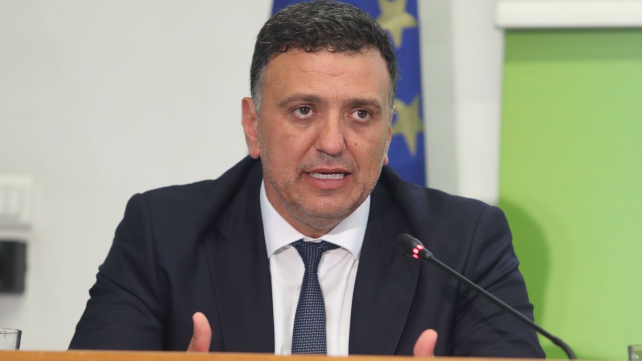 Κικίλιας: «Με ρυθμούς ΑΙΓΙΣ η διαγωνιστική διαδικασία για πλοία, drone και τεχνολογία στο Λιμενικό» Κικίλιας: «Με ρυθμούς ΑΙΓΙΣ η διαγωνιστική διαδικασία για πλοία, drone και τεχνολογία στο Λιμενικό»