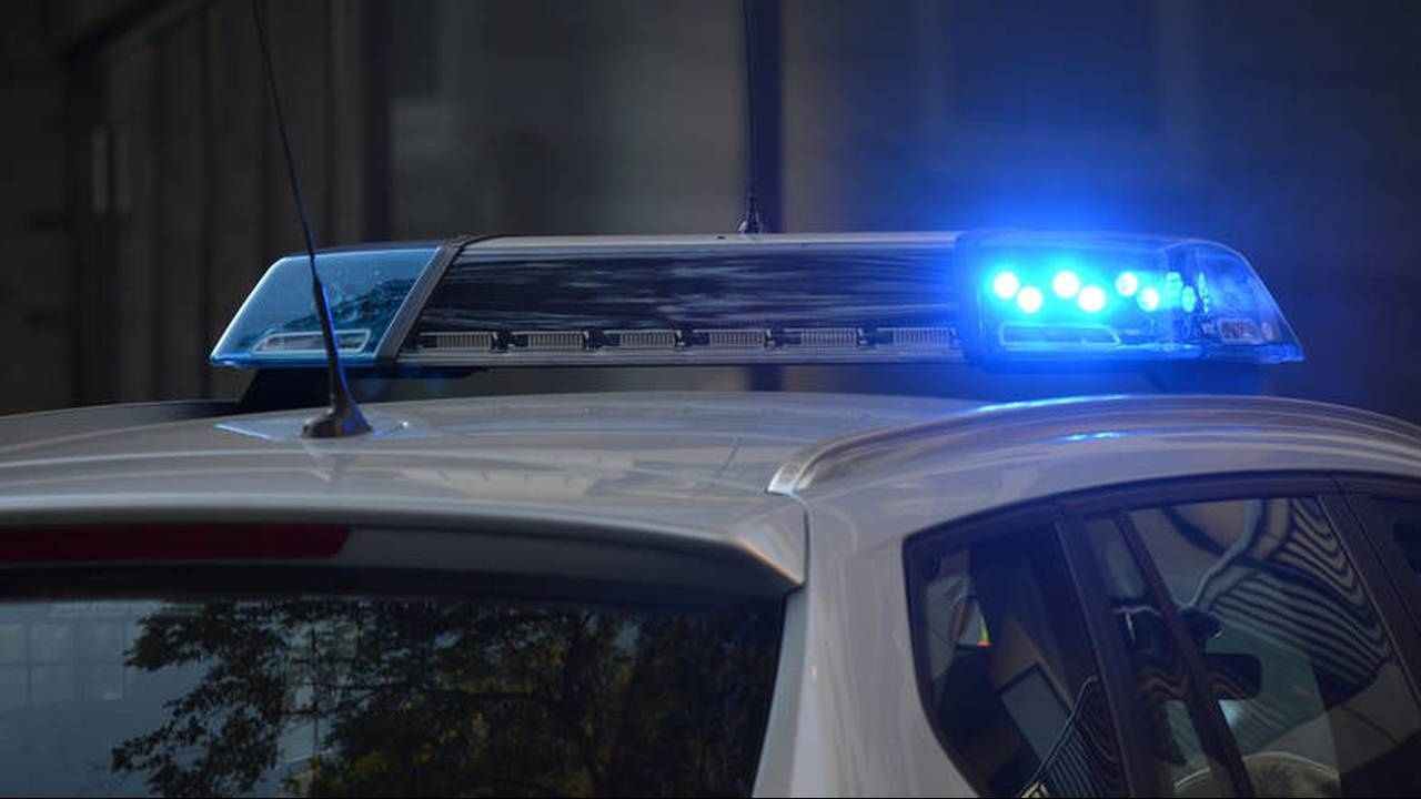 Πεδίο μάχης το κέντρο του Πύργου: Επίθεση 30 ατόμων σε παρέα επτά νεαρών – Στο νοσοκομείο δύο