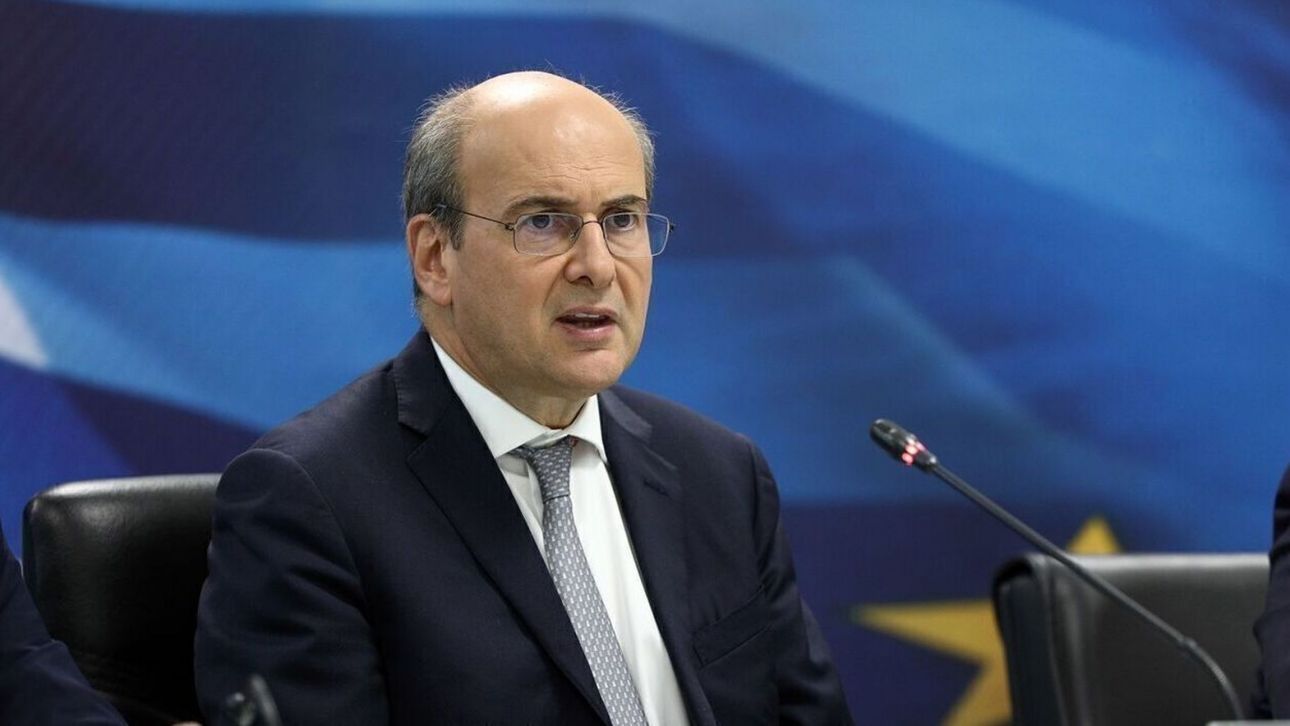 Xατζηδάκης για λειψυδρία: Το νερό παραμένει δημόσιο αγαθό – Tέλος στα fake news Xατζηδάκης για λειψυδρία: Το νερό παραμένει δημόσιο αγαθό – Tέλος στα fake news