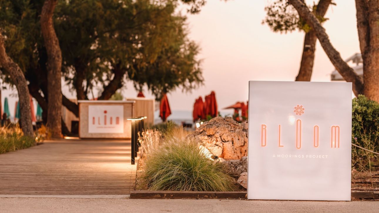 Bloom: Ένα νέο premium hospitality hot spot βάζει τη δική του σφραγίδα στην Αθηναϊκή Ριβιέρα