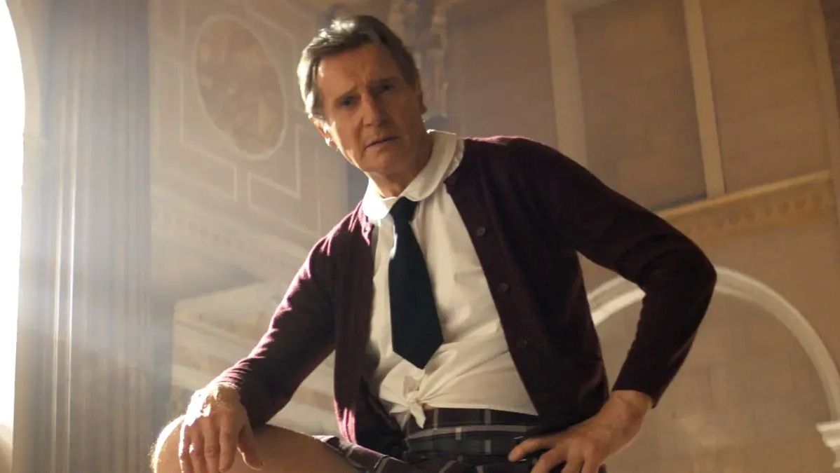 Λίαμ Νίσον και «Τρελές Σφαίρες»: Μια ξεκαρδιστική παρωδία που αναβιώνει το πνεύμα των 80s