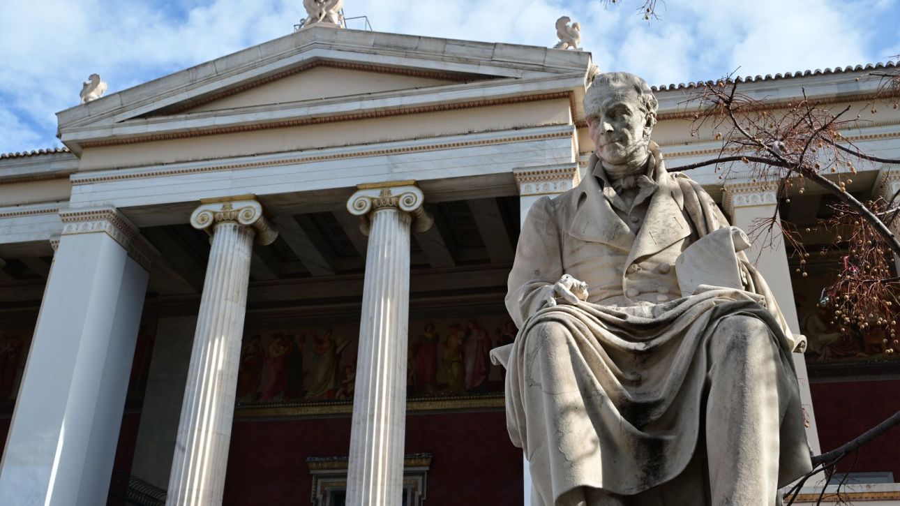 Νέα κόντρα μεταξύ κυβέρνησης και ΠΑΣΟΚ για τη «Σορβόννη» και τα ιδιωτικά ΑΕΙ