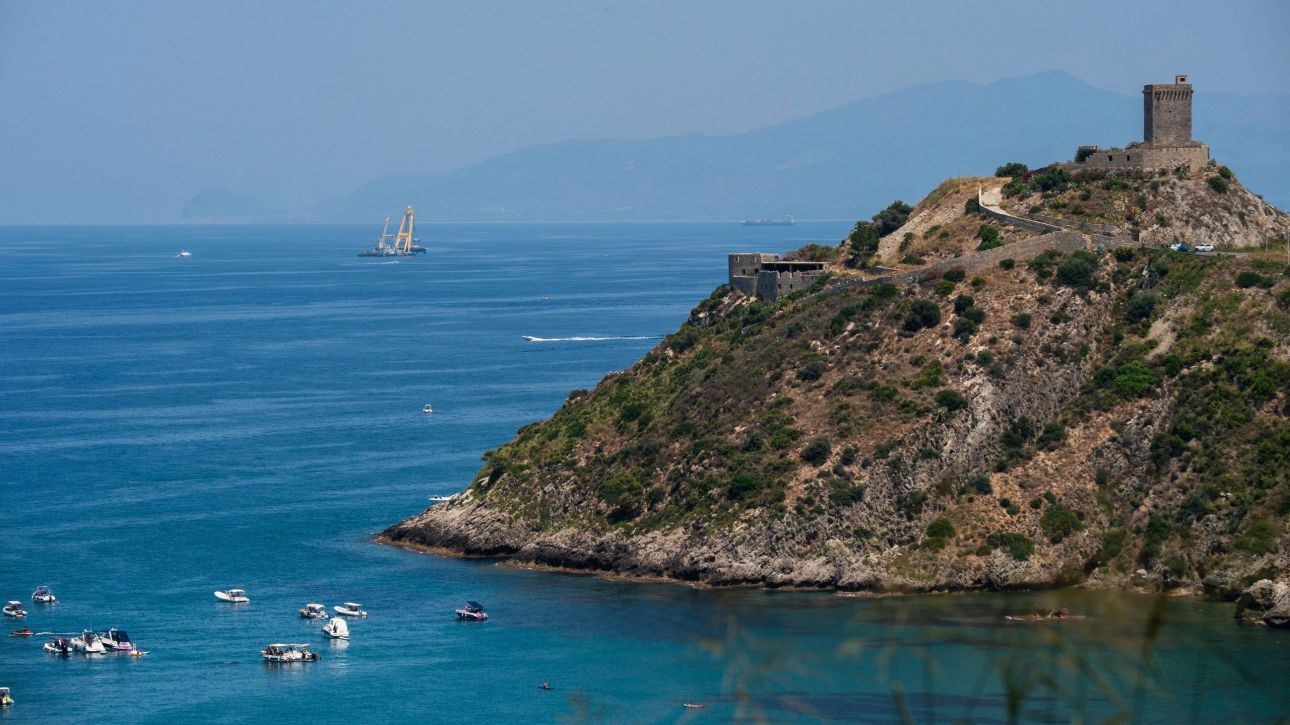 Ιταλία: Αρχίζουν τα έργα για την οικοδόμηση γέφυρας που θα ενώνει την Σικελία με την Καλαβρία Ιταλία: Αρχίζουν τα έργα για την οικοδόμηση γέφυρας που θα ενώνει την Σικελία με την Καλαβρία