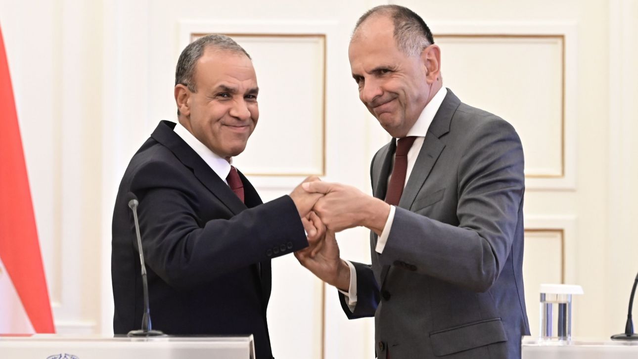 Συμφωνία για τη Μονή Σινά προανήγγειλε ο Αιγύπτιος ΥΠΕΞ – «Αθήνα και Κάιρο πυλώνες σταθερότητας» Συμφωνία για τη Μονή Σινά προανήγγειλε ο Αιγύπτιος ΥΠΕΞ – «Αθήνα και Κάιρο πυλώνες σταθερότητας»