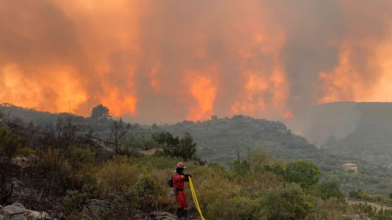 Ισπανία: Εκτός ελέγχου μαίνονται έξι πυρκαγιές