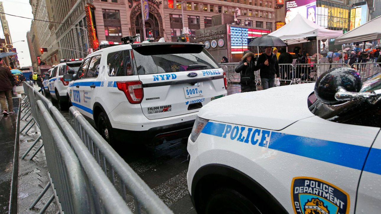 ΗΠΑ: Αποκλεισμένη η Times Square λόγω ύποπτου δέματος