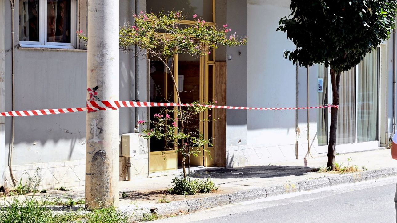 Δολοφονία στο Βόλο: «Αυτό της άξιζε, δεν μετανιώνω» – Η στιγμή της σύλληψης του συζυγοκτόνου Δολοφονία στο Βόλο: «Αυτό της άξιζε, δεν μετανιώνω» – Η στιγμή της σύλληψης του συζυγοκτόνου