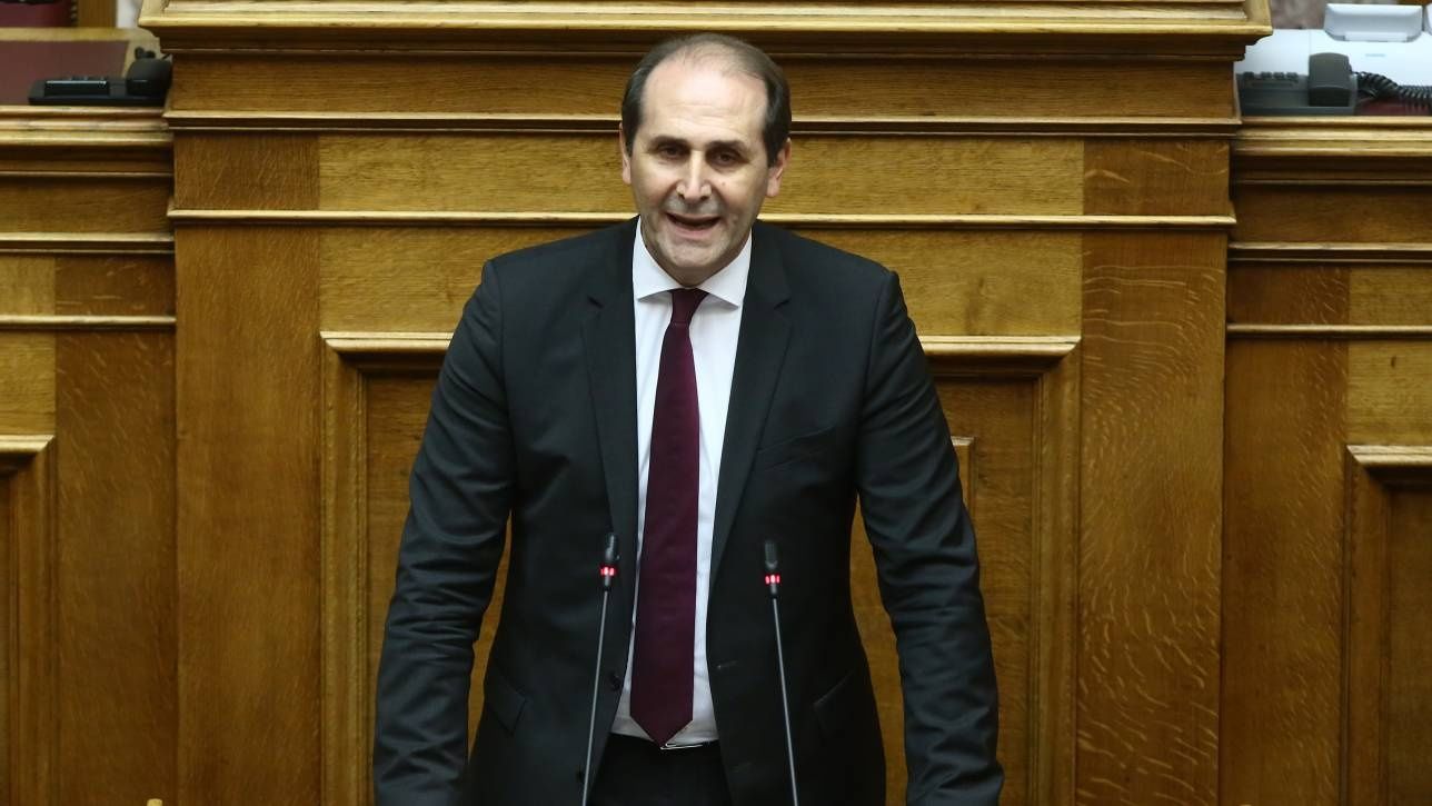 Στην Αλεξάνδρεια Ημαθίας κηδεύεται σήμερα ο Απόστολος Βεσυρόπουλος Στην Αλεξάνδρεια Ημαθίας κηδεύεται σήμερα ο Απόστολος Βεσυρόπουλος