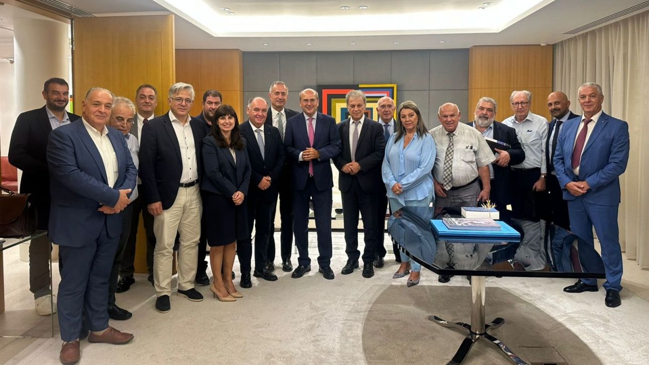 Χατζηδάκης: Νέα αναπτυξιακή πνοή στη Δυτική Μακεδονία – Το στοίχημα της απολιγνιτοποίησης Χατζηδάκης: Νέα αναπτυξιακή πνοή στη Δυτική Μακεδονία – Το στοίχημα της απολιγνιτοποίησης