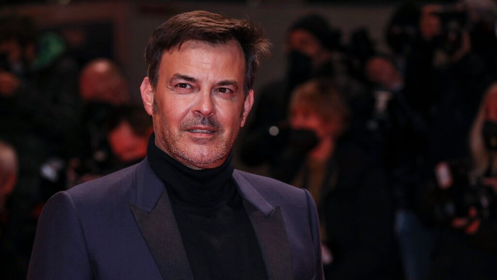 Με ασπρόμαυρη αισθητική, το φιλμ «L' Εtranger» του Φρανσουά Οζόν ταξιδεύει στη Βενετία