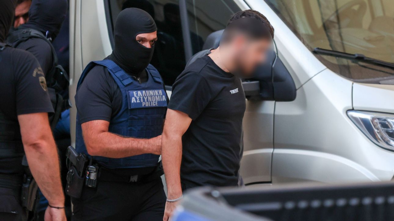 Στον Εισαγγελέα Χανίων οι πρώτοι 17 συλληφθέντες για τη μαφία της Κρήτης – Οι κατηγορίες Στον Εισαγγελέα Χανίων οι πρώτοι 17 συλληφθέντες για τη μαφία της Κρήτης – Οι κατηγορίες