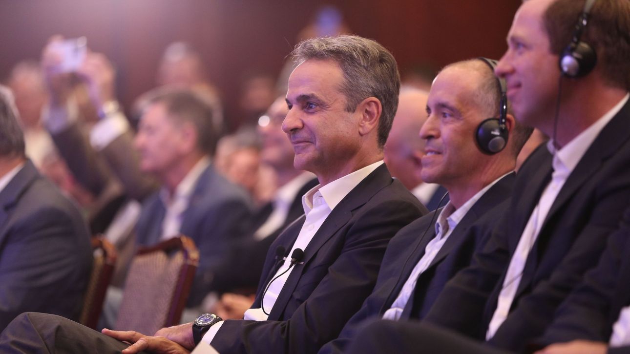 Μητσοτάκης για Τσίπρα: Δεν ασχολήθηκα μαζί του, μήπως του δίνετε πολλή σημασία; Μητσοτάκης για Τσίπρα: Δεν ασχολήθηκα μαζί του, μήπως του δίνετε πολλή σημασία;