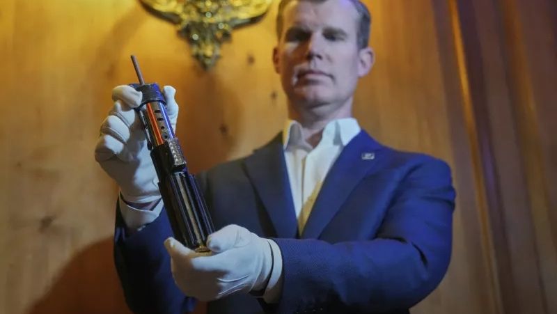 Το φωτόσπαθο από το «Star Wars: The Empire Strikes Back» πωλήθηκε 3,6 εκατομμύρια δολάρια