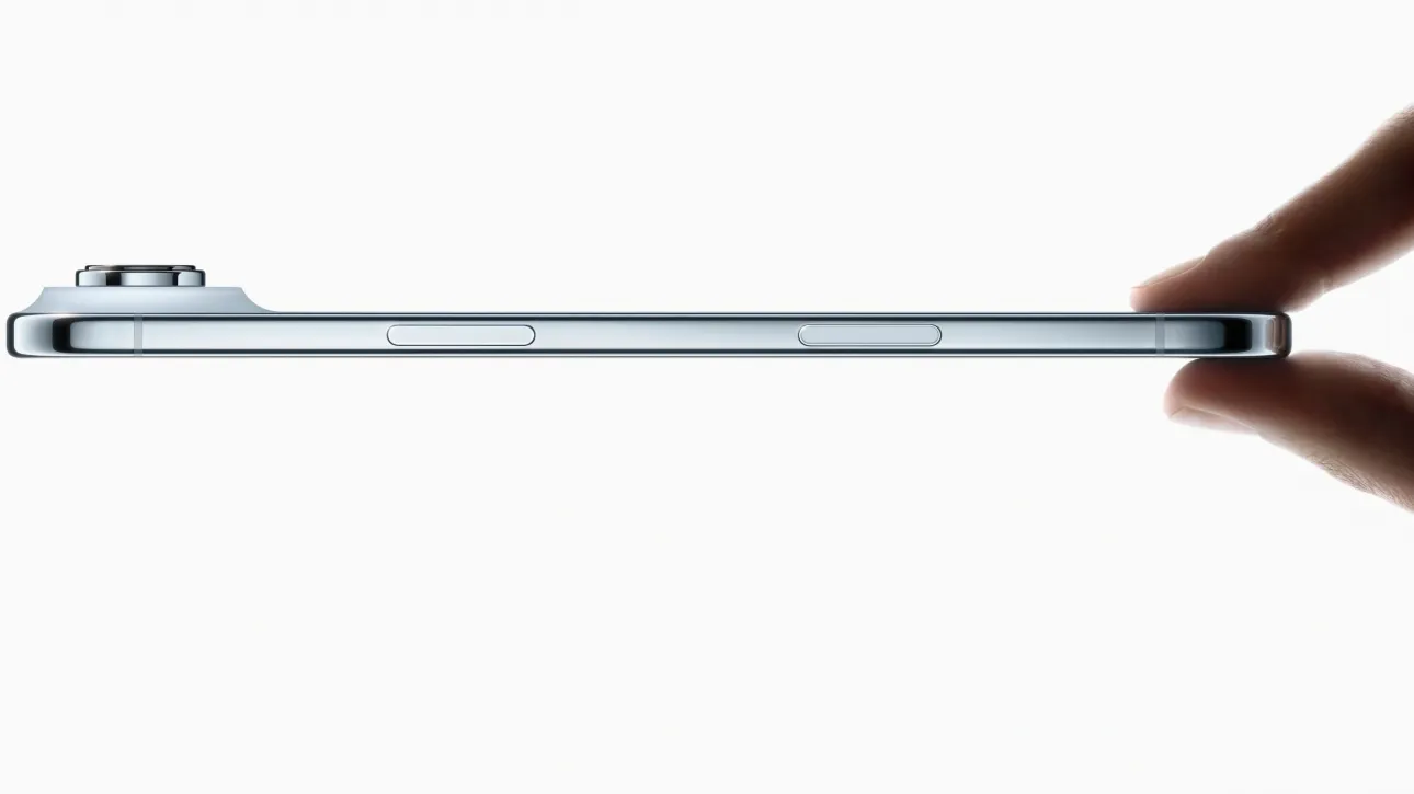 H Apple παρουσίασε τα νέα iPhone 17 με το εξαιρετικά λεπτό Air να ξεχωρίζει – Αυτές είναι οι τιμές