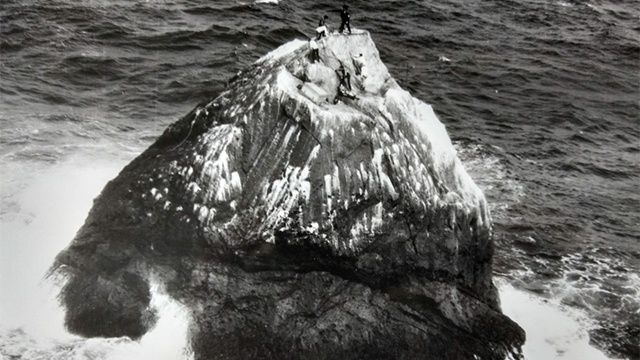 Επιχείρηση «Ρόκαλ»: Ο τελευταίος βράχος που κατέκτησε η Βρετανική Αυτοκρατορία