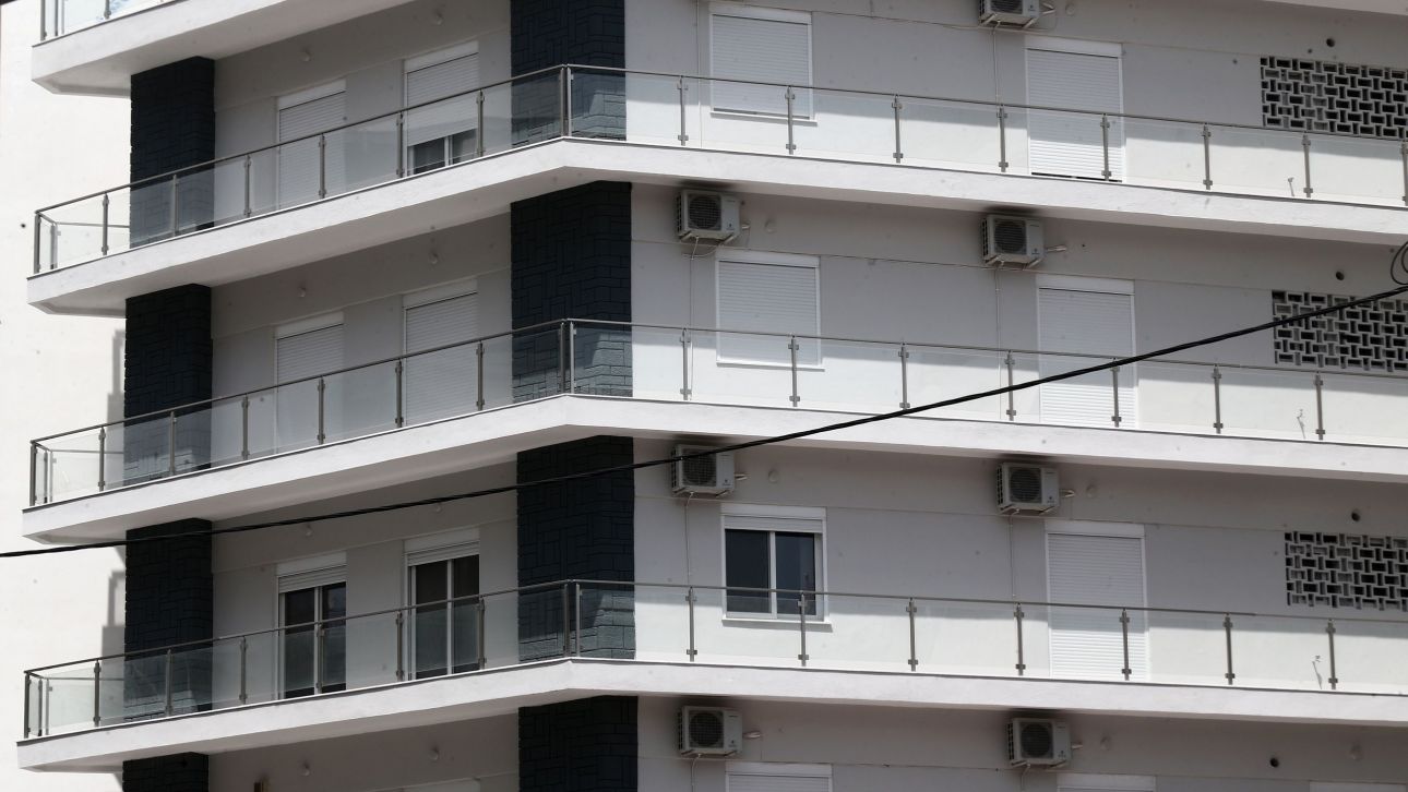 Τα 8+1 μέτρα στήριξης για την αντιμετώπιση της στεγαστικής κρίσης – Έρχονται από Νοέμβριο Τα 8+1 μέτρα στήριξης για την αντιμετώπιση της στεγαστικής κρίσης – Έρχονται από Νοέμβριο