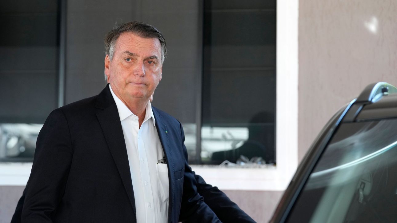 Βραζιλία: Από νεφρική δυσλειτουργία πάσχει ο πρώην πρόεδρος Μπολσονάρου – Παραμένει στο νοσοκομείο Βραζιλία: Από νεφρική δυσλειτουργία πάσχει ο πρώην πρόεδρος Μπολσονάρου – Παραμένει στο νοσοκομείο