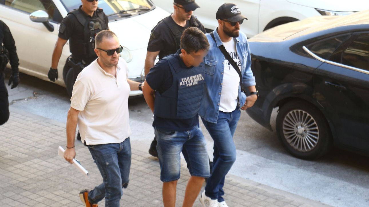 Θεσσαλονίκη: «Αγαπημένο αδερφό» αποκαλούσε η 59χρονη τον δολοφόνο της – Το βίντεο πριν το εγκεφαλικό