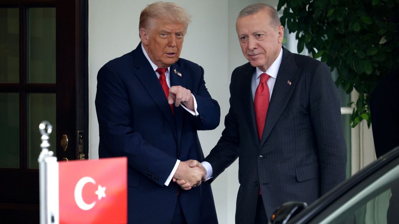 Τηλεφωνική επικοινωνία Ερντογάν-Τραμπ: Συλλυπητήρια για την επίθεση στην Ουάσινγκτον