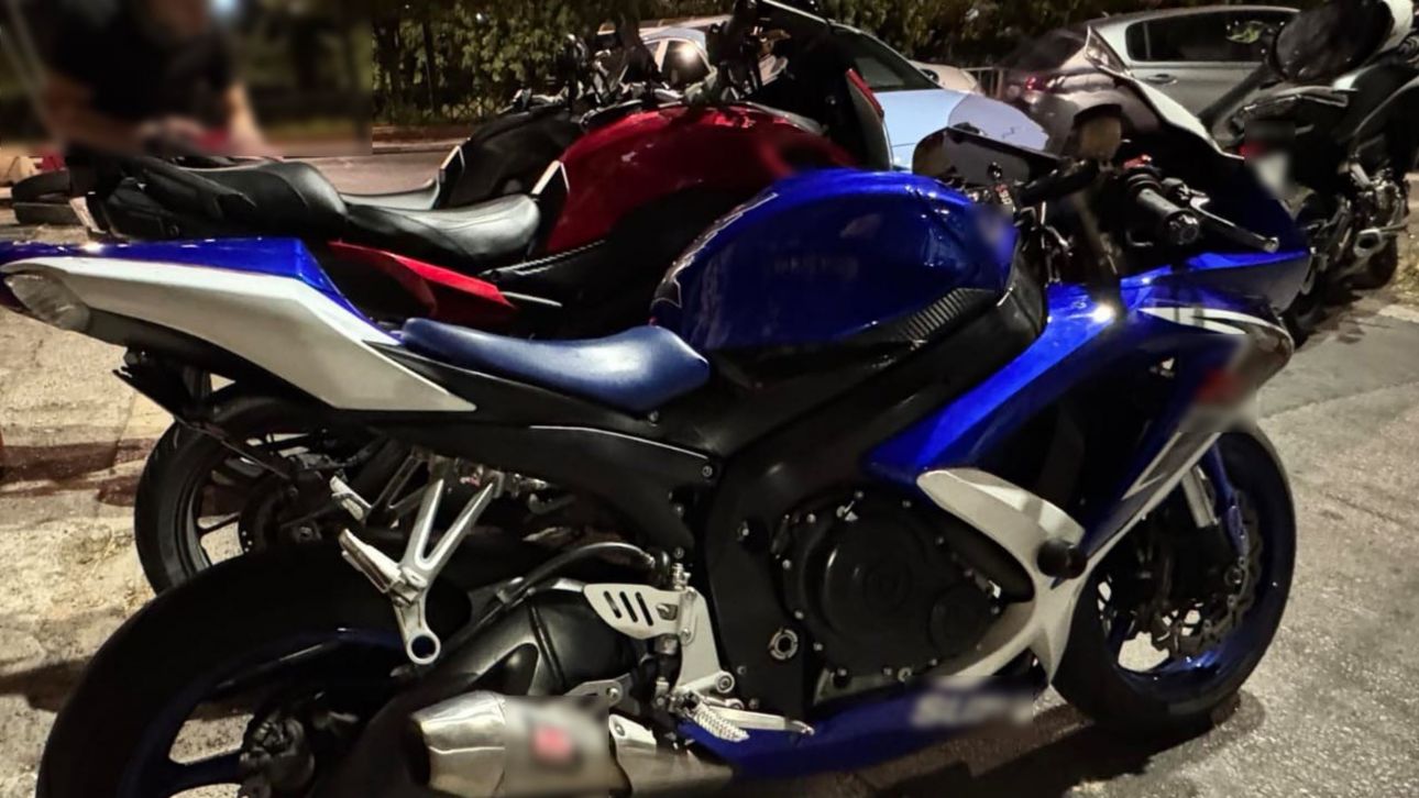 Συνελήφθησαν τέσσερις οδηγοί μηχανών που έκαναν «κόντρες» σε δρόμους της Αττικής