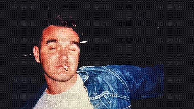 Morrissey: Η θρυλική φωνή των The Smiths επιστρέφει στην Αθήνα τον Δεκέμβριο