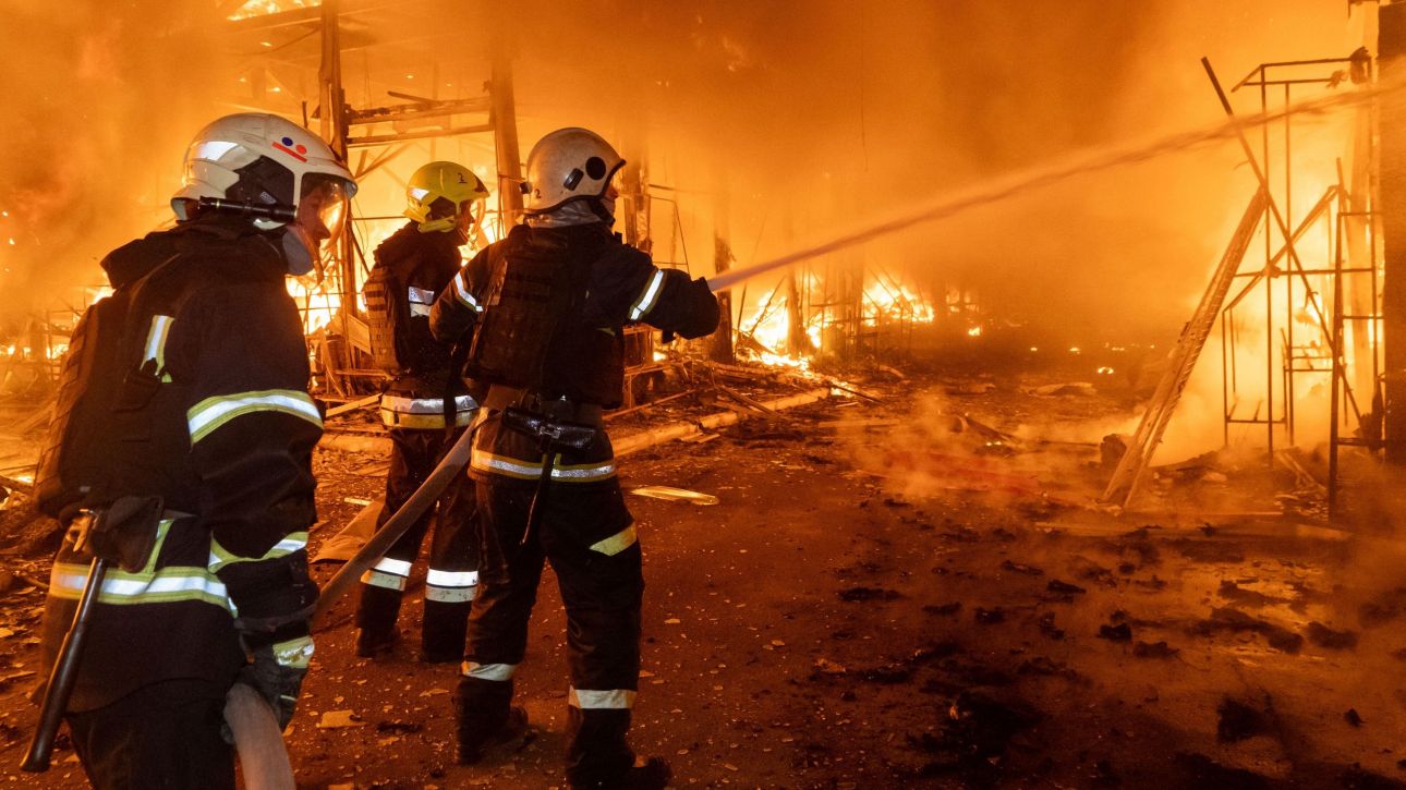Ουκρανία: Τουλάχιστον έξι τραυματίες από ρωσική επίθεση στο Χάρκοβο Ουκρανία: Τουλάχιστον έξι τραυματίες από ρωσική επίθεση στο Χάρκοβο