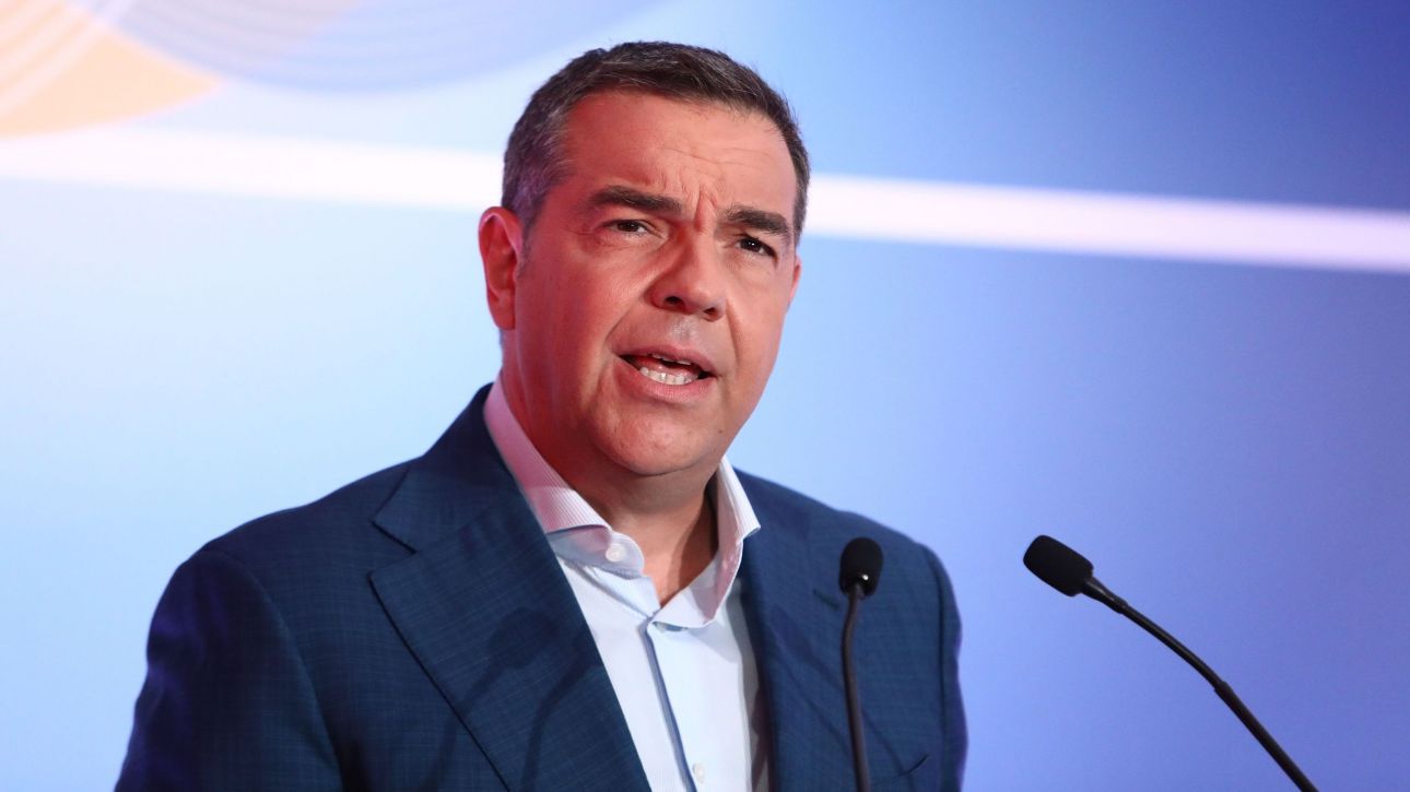 Τσίπρας για νέο κόμμα: «Όλη αυτή η συζήτηση διεξάγεται έντονα είναι η αλήθεια αλλά ερήμην μου» Τσίπρας για νέο κόμμα: «Όλη αυτή η συζήτηση διεξάγεται έντονα είναι η αλήθεια αλλά ερήμην μου»