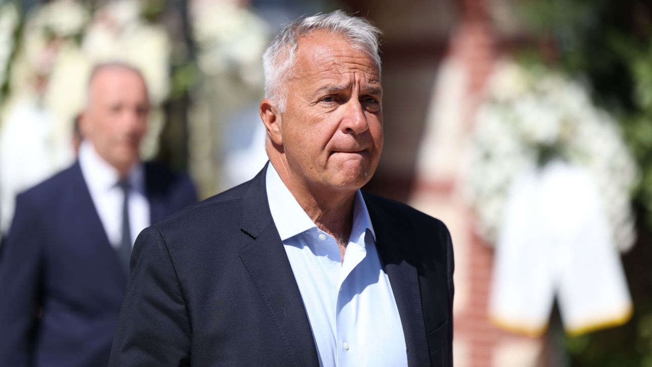 Βορίδης για Βάρρα: Αν ήταν ειλικρινής θα έλεγε τον λόγο που του ζήτησα να παραιτηθεί από τον ΟΠΕΚΕΠΕ Βορίδης για Βάρρα: Αν ήταν ειλικρινής θα έλεγε τον λόγο που του ζήτησα να παραιτηθεί από τον ΟΠΕΚΕΠΕ