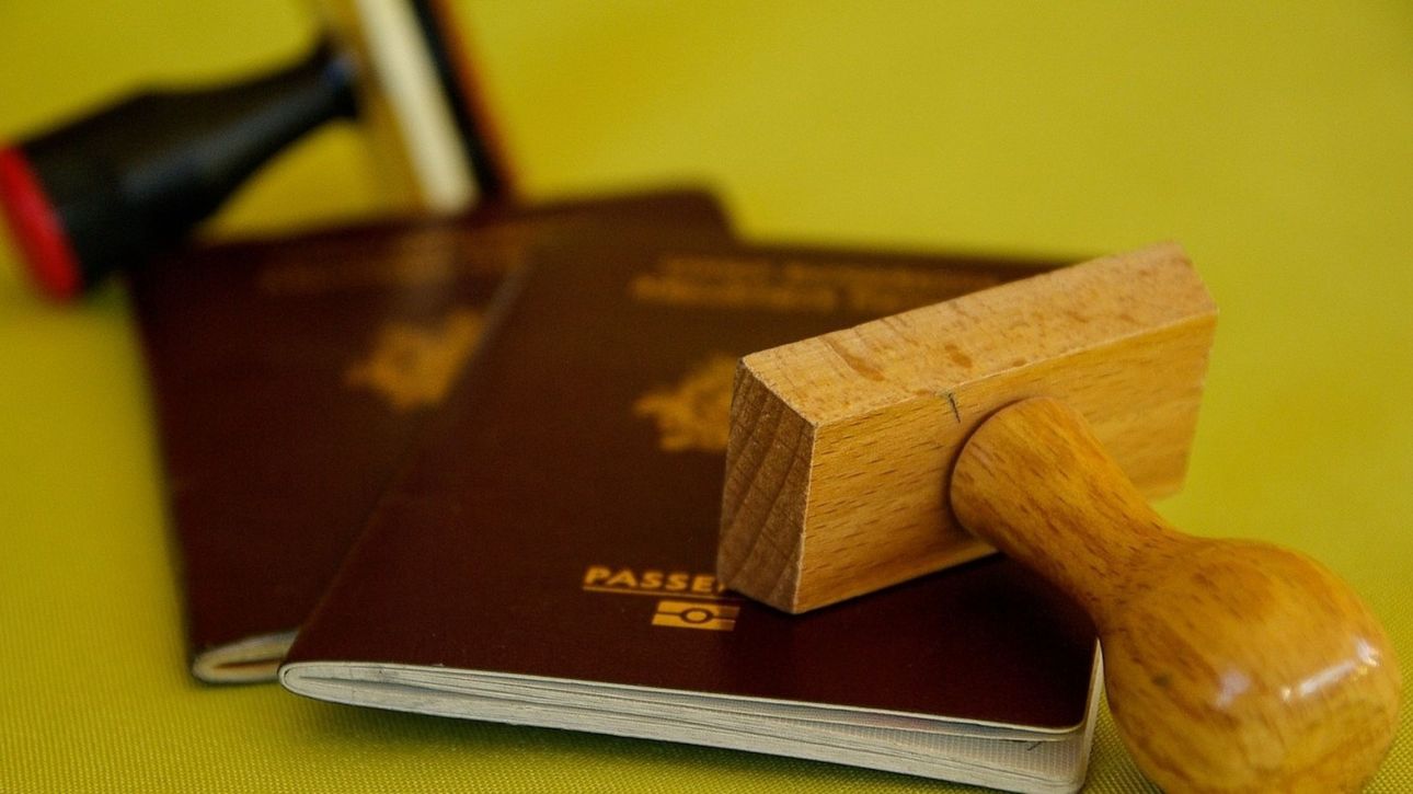 ΕΕ: Τέλος οι σφραγίδες στα διαβατήρια – Όσα πρέπει να ξέρετε για το νέο σύστημα ελέγχων ΕΕ: Τέλος οι σφραγίδες στα διαβατήρια – Όσα πρέπει να ξέρετε για το νέο σύστημα ελέγχων