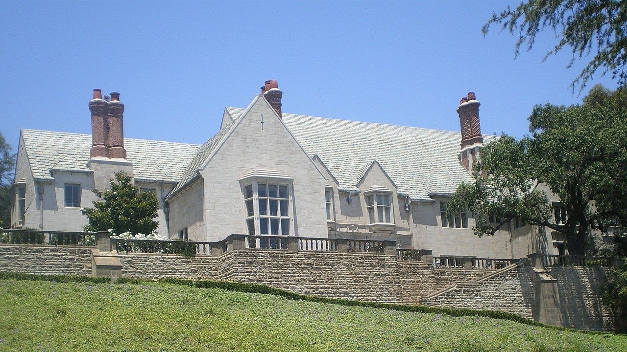 Greystone Mansion: Το σκοτεινό στολίδι του Χόλιγουντ και η υπόθεση που στοιχειώνει την ιστορία του Greystone Mansion: Το σκοτεινό στολίδι του Χόλιγουντ και η υπόθεση που στοιχειώνει την ιστορία του