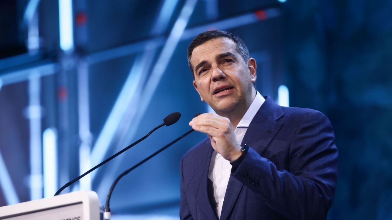 Πρώτη συνέντευξη Τσίπρα μετά την παραίτηση: «Με παλιό διαβατήριο κανένας δεν περνά στη νέα εποχή» Πρώτη συνέντευξη Τσίπρα μετά την παραίτηση: «Με παλιό διαβατήριο κανένας δεν περνά στη νέα εποχή»