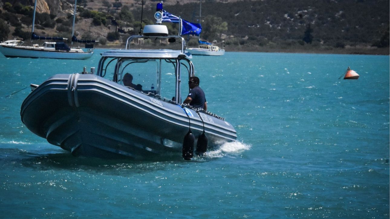 Μηχανική βλάβη σε φουσκωτό στην Υδρούσα – Το Λιμενικό έσπευσε για τη διάσωση των επιβατών Μηχανική βλάβη σε φουσκωτό στην Υδρούσα – Το Λιμενικό έσπευσε για τη διάσωση των επιβατών